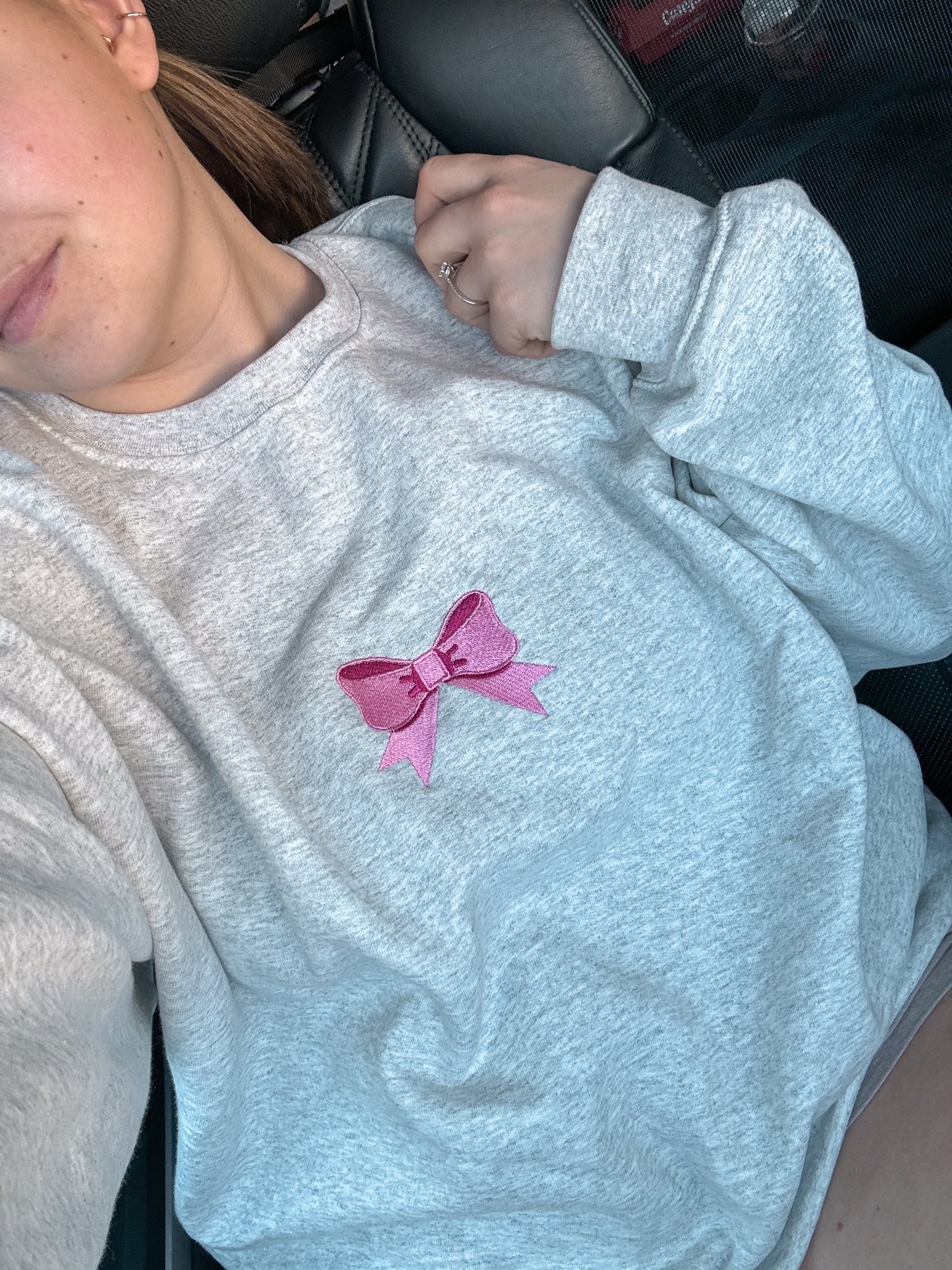 Embroidered Bow Crewneck