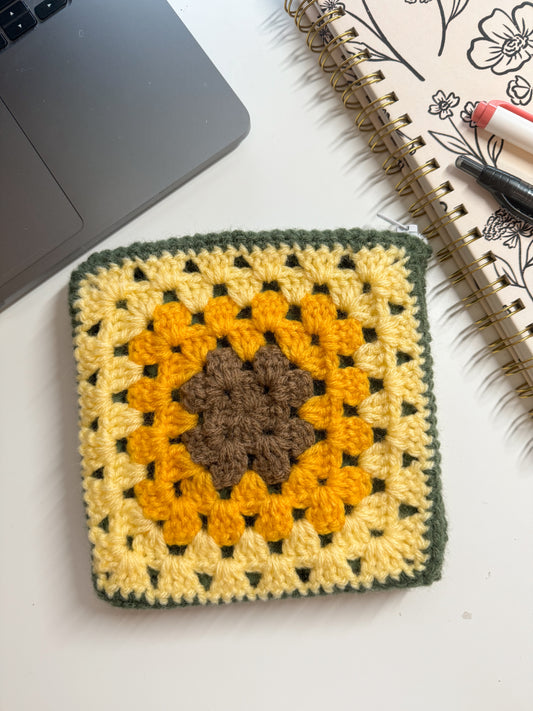 Sunflower Crochet Zipper Pouch