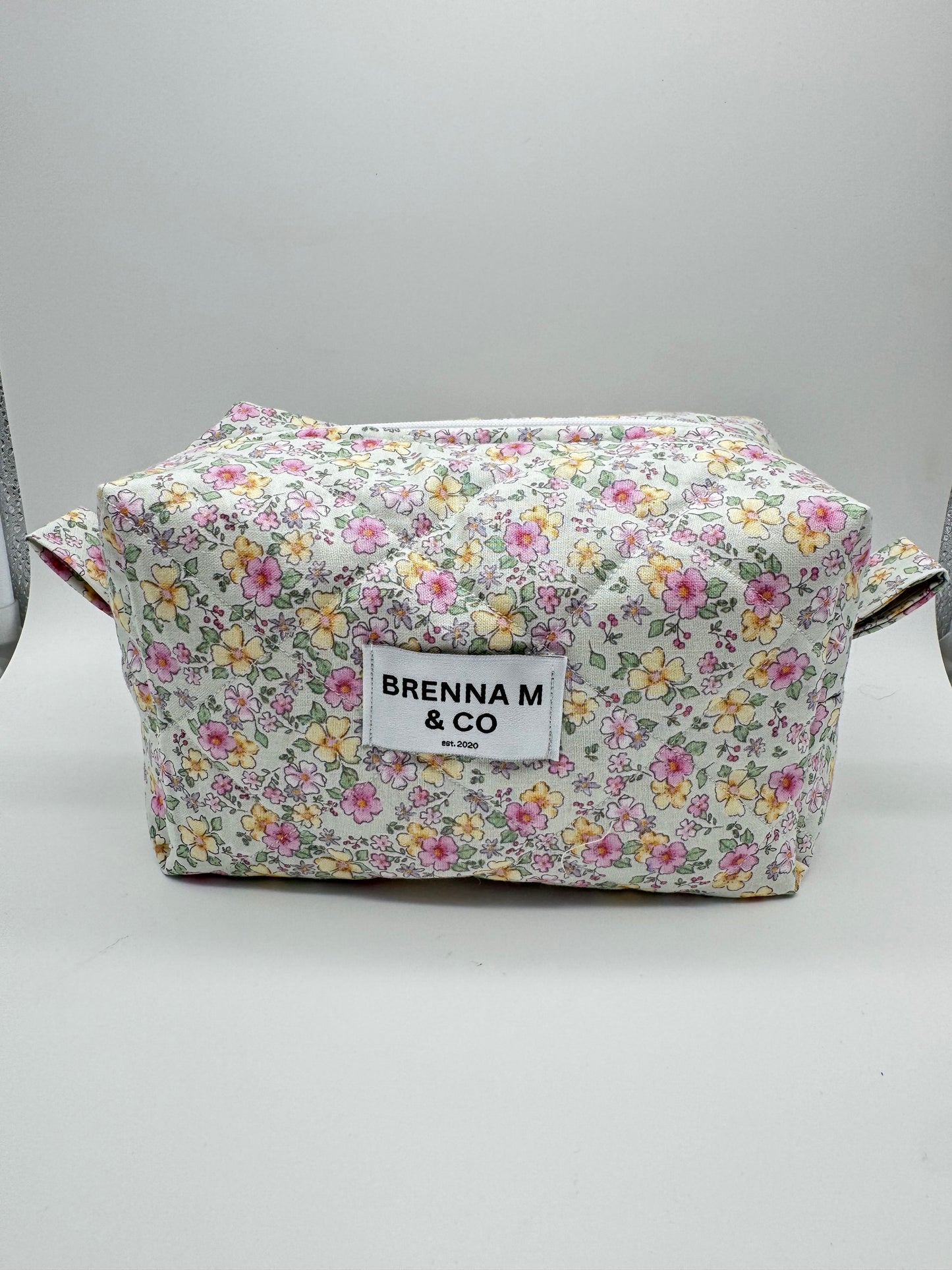 Floral Daydream Quilted Makeup Bag