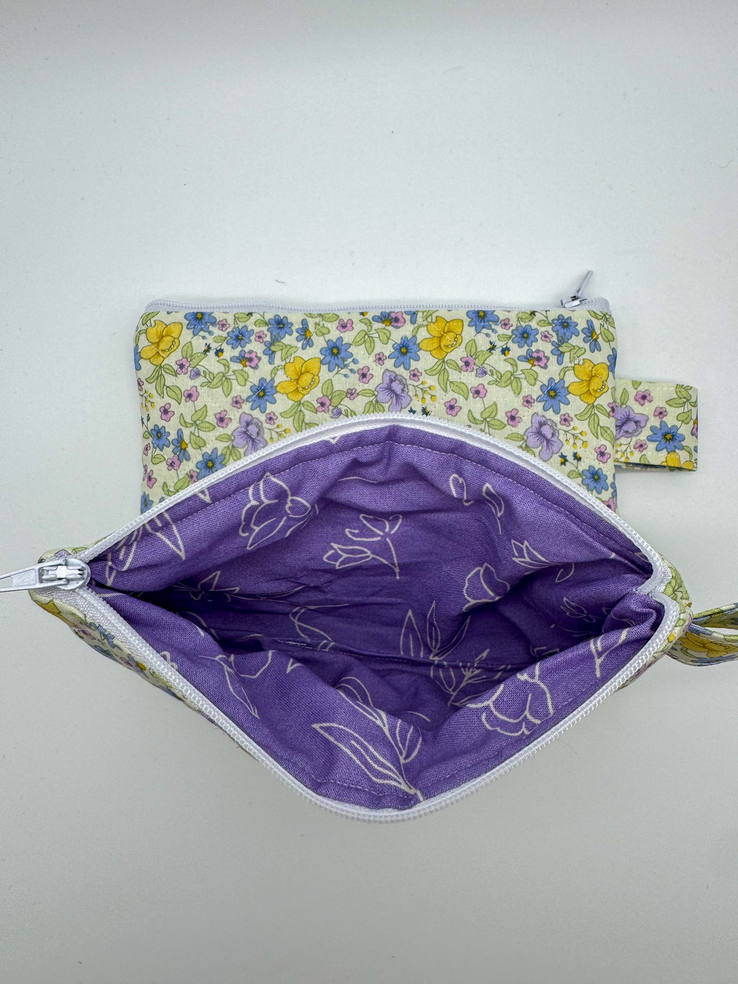 Mini Vintage Floral Quilted Zipper Pouch