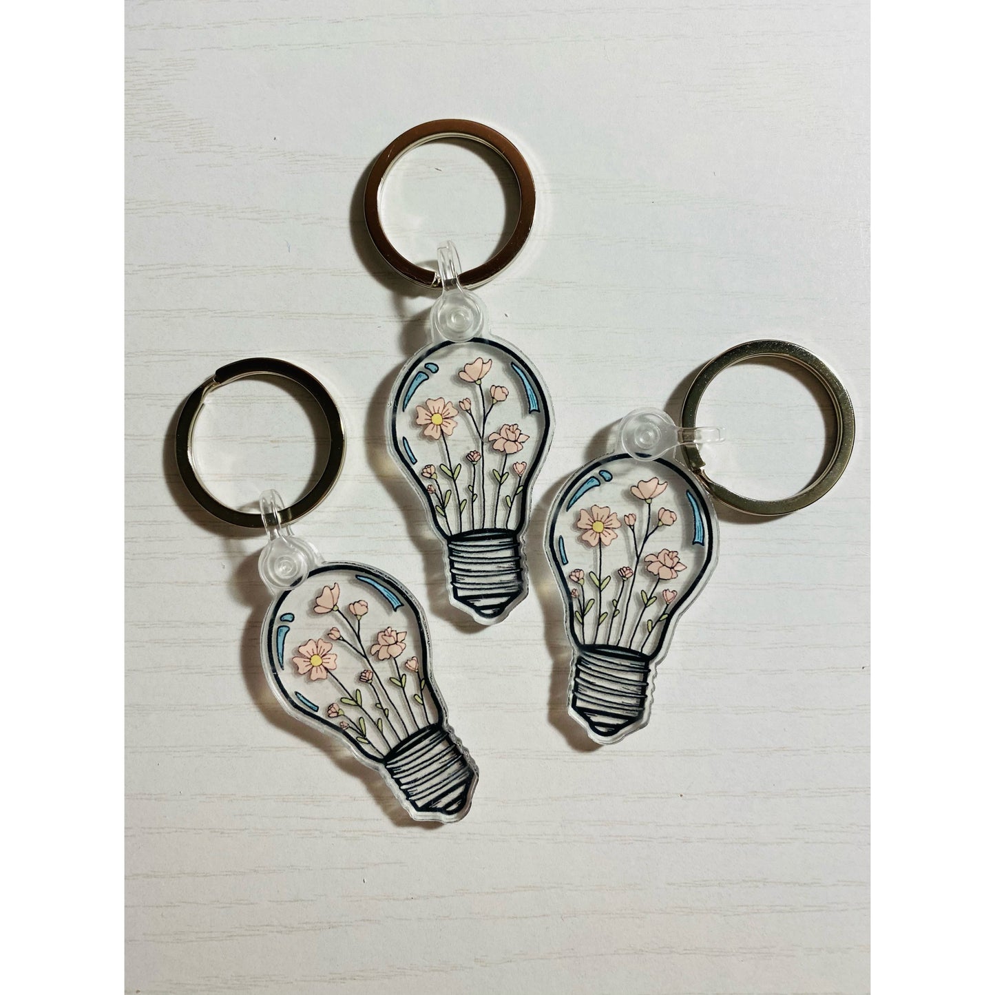 Clear Poppy Flower Keychain | Brenna M & Co | Brenna M and Co | Poppy Flower | Keychain | Small Keychain | Accessories | Keychain Accessories