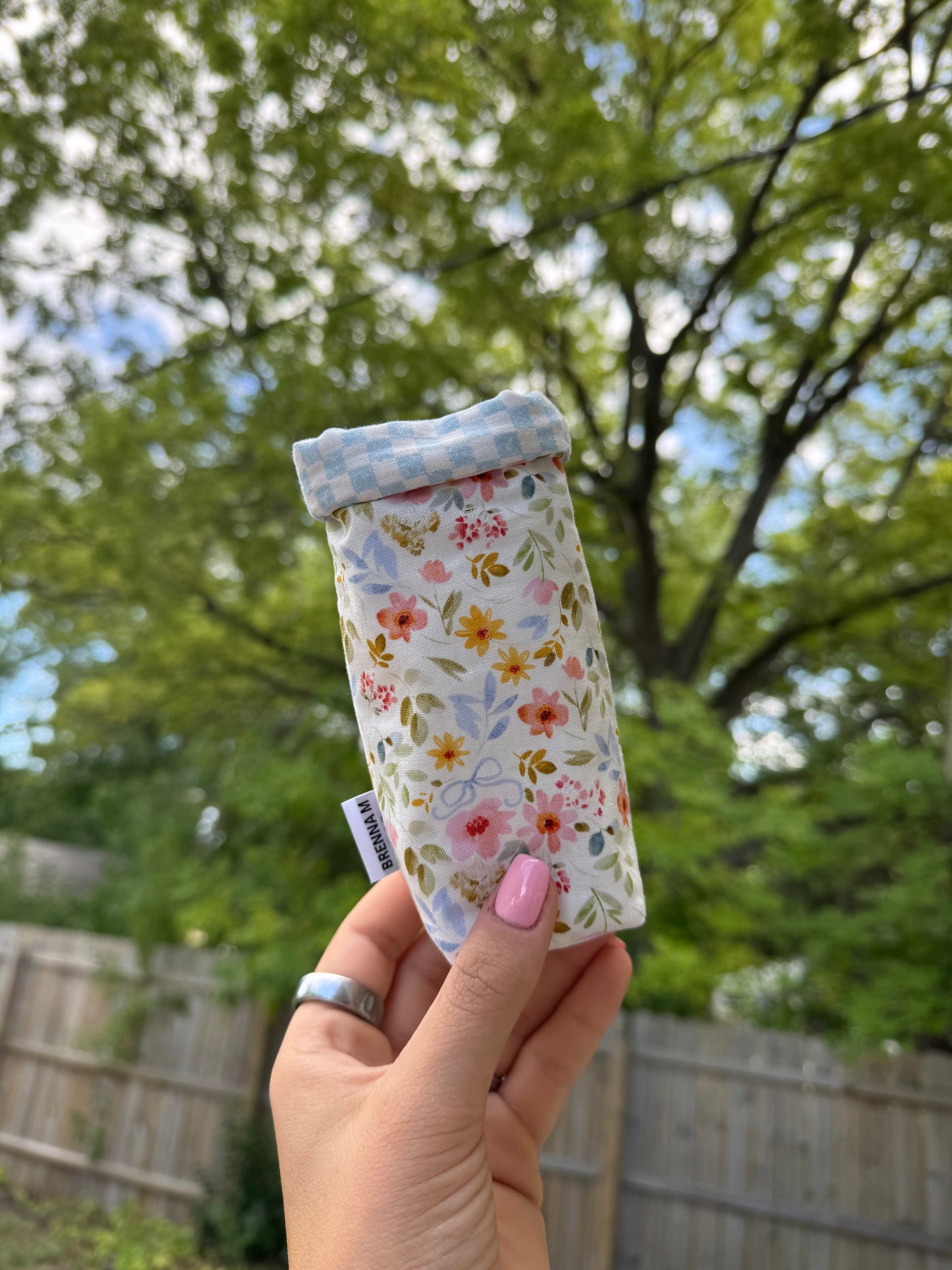 Spring Garden Slim Can Sleeve