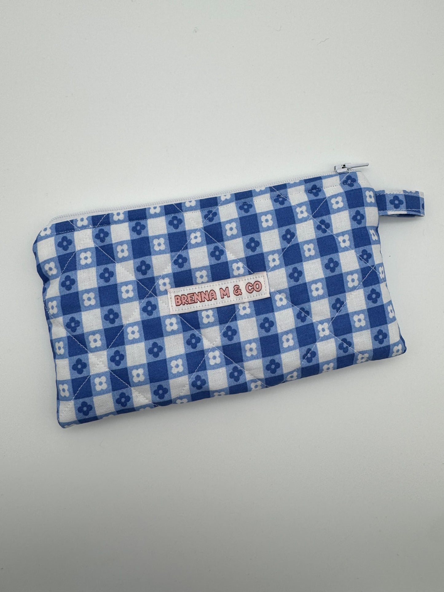 Mini Daisy Blue Checkered Quilted Zipper Pouch