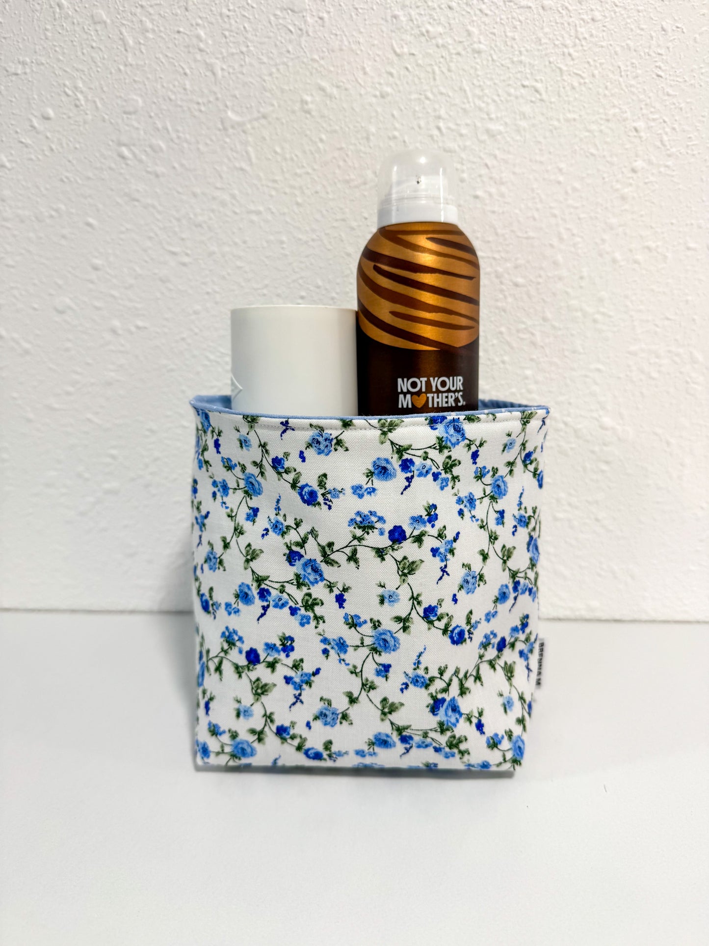 Blue Roses Bubble Bucket