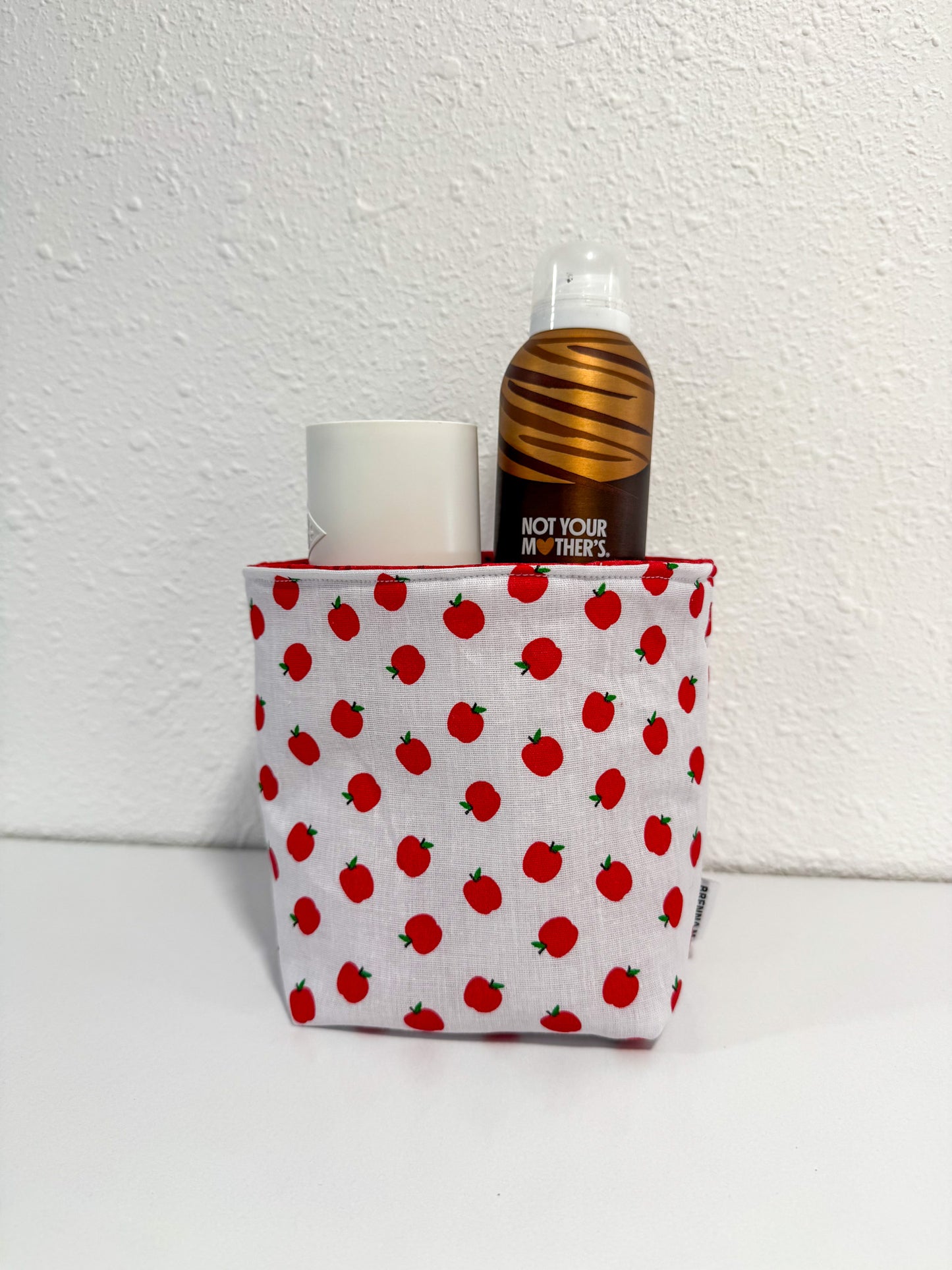 Red Apple Bubble Bucket