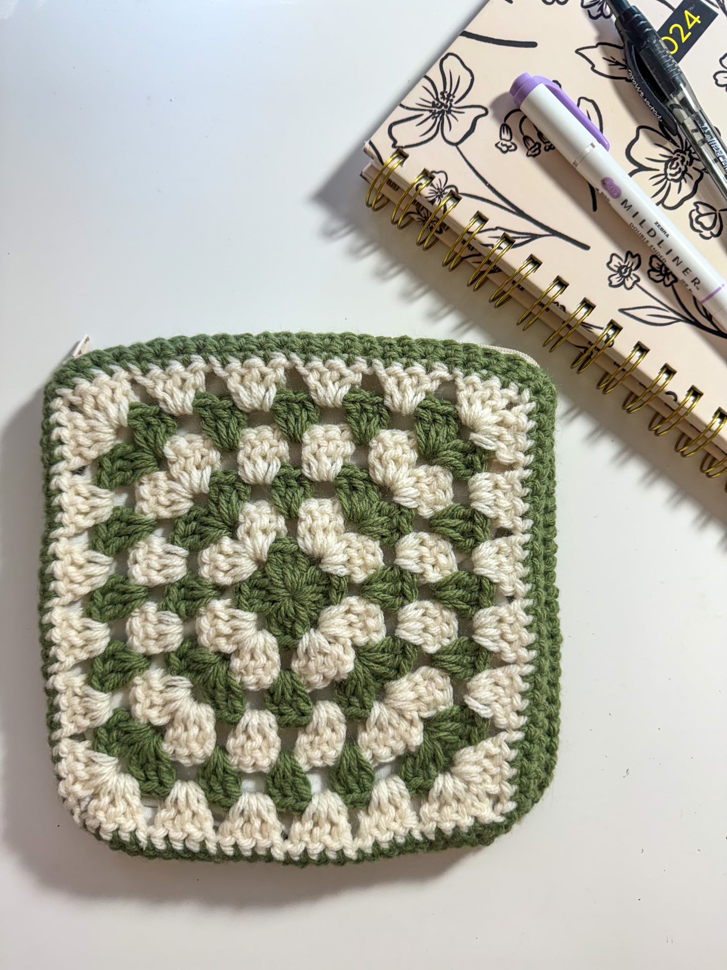 Sage & Cream Crochet Zipper Pouch