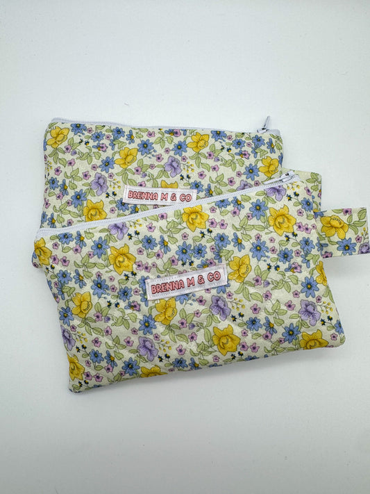 Vintage Floral Quilted Zipper Pouch